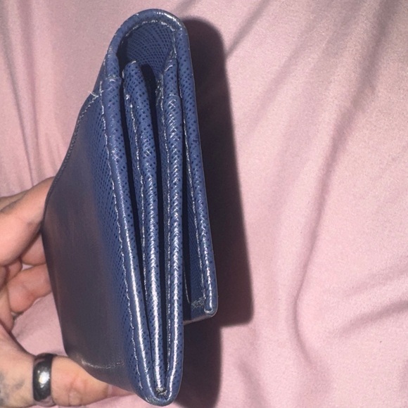 ✅Authentic Salvatore Ferragamo Navy Wallet like new!(code in photo)✅ - Picture 8 of 9